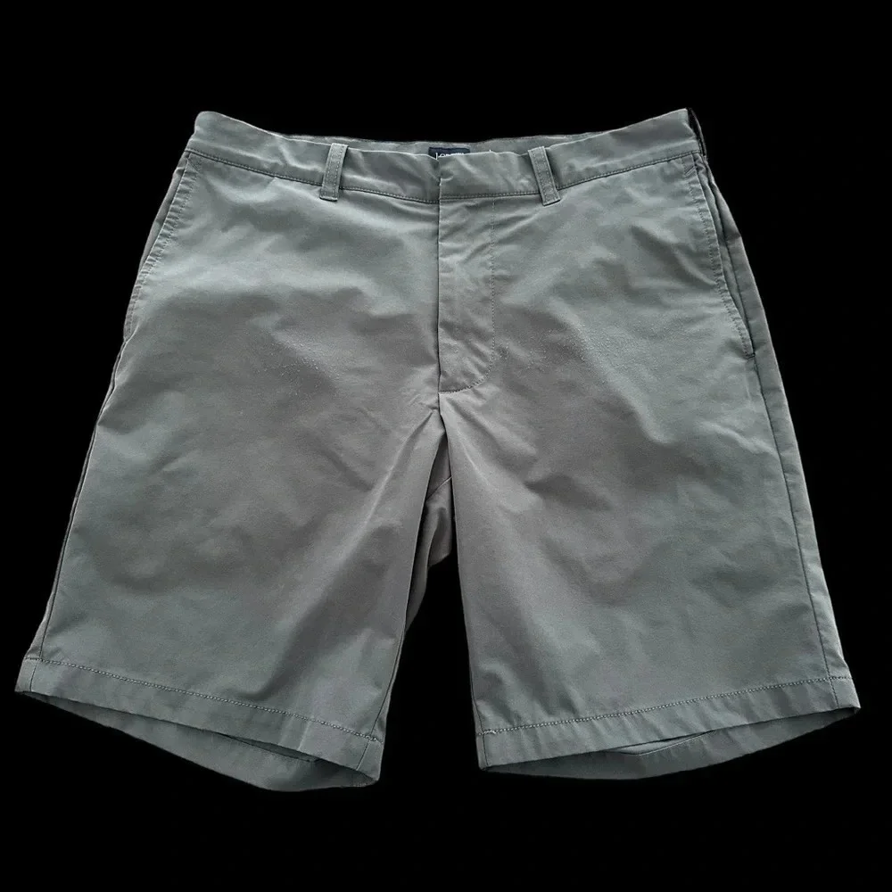 J. Crew Factory Mens 31” waist Gray 9” Inseam Shorts‎ AL096 Flat Front Stretch